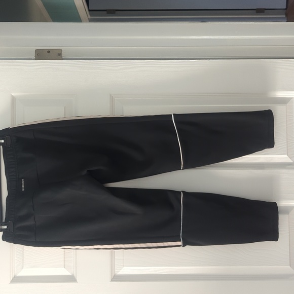 Adidas Aeroready 7/8 - Picture 4 of 12